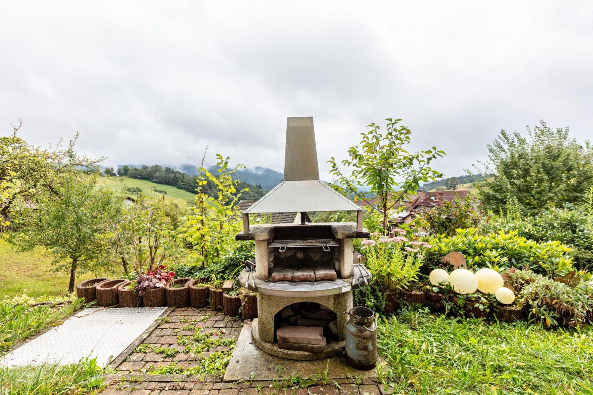 Apartamento Haus Landblick Zell im Wiesenthal Exterior foto